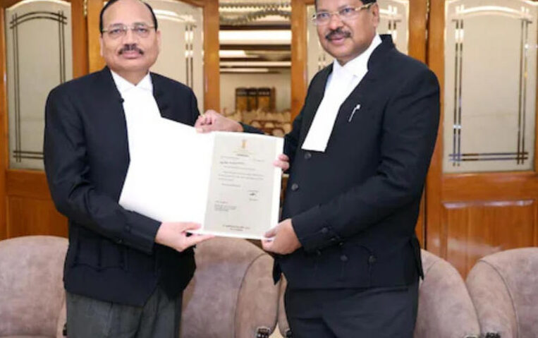 Justice Suryakant New CJI: भारत को मिला नया CJI, जस्टिस सूर्यकांत ने संभाली कमान
