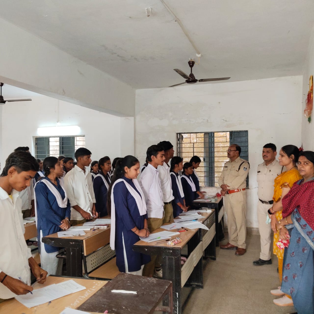 अंतर्गत जिले के विभिन्न थानों द्वारा विद्यालयों में जन-जागरूकता कार्यक्रम आयोजित मुस्कान विशेष अभियान”