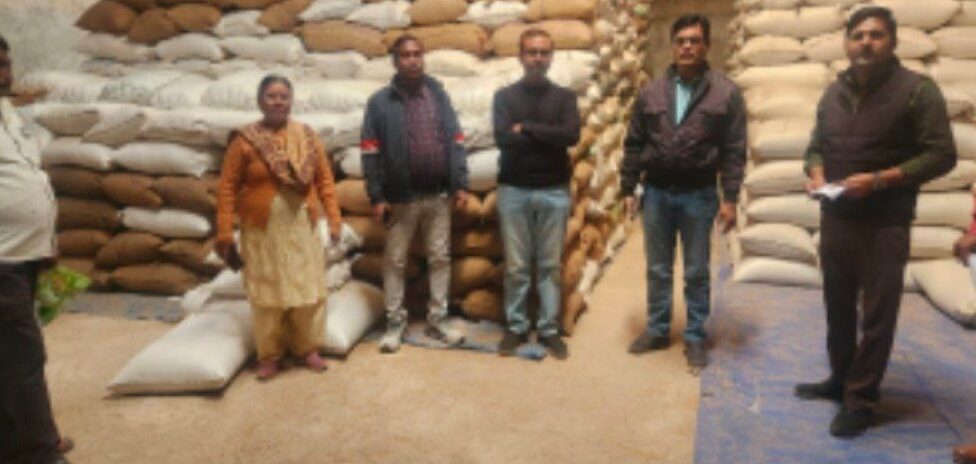 धान के अवैध परिवहन और भंडारण पर जिला प्रशासन सख्त