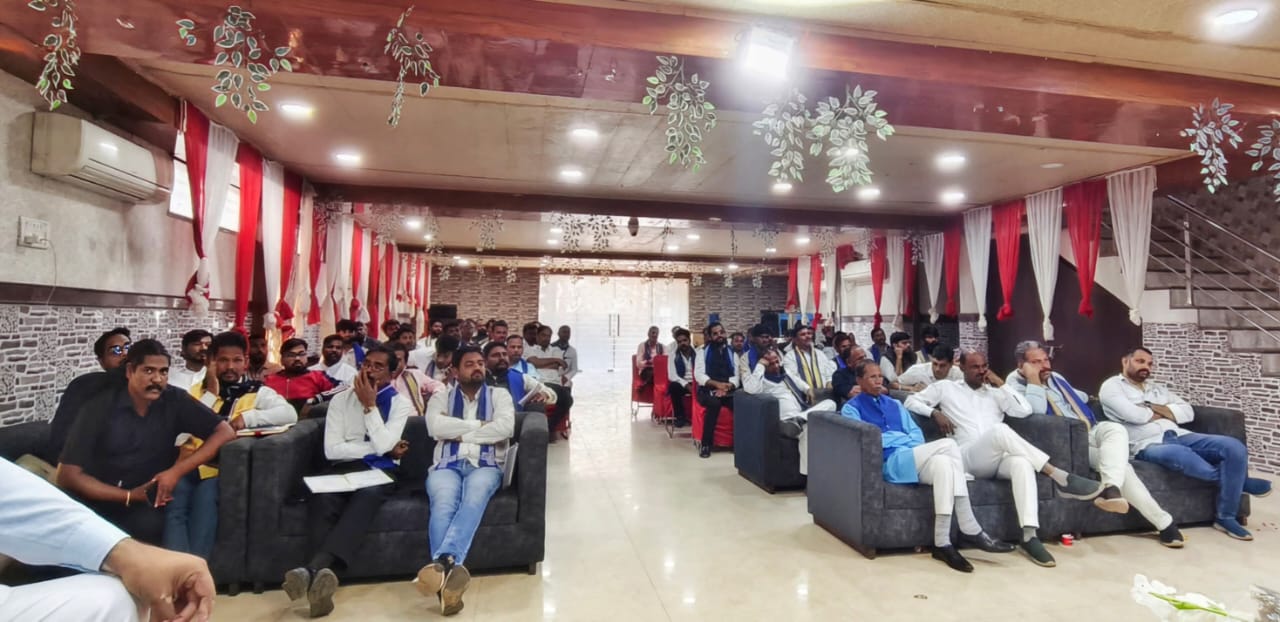 आज़ाद समाज पार्टी की प्रदेश स्तरीय बैठक संपन्न