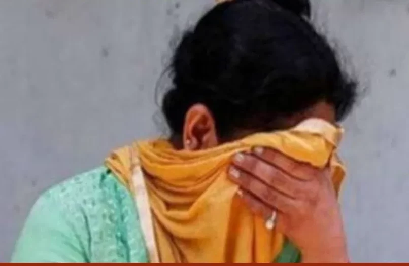 जेठ ने विधवा बहूसे विवाह का प्रस्ताव रखा,नहीं स्वीकार करने पर गुस्से में आया, तेजाब से किया हमला