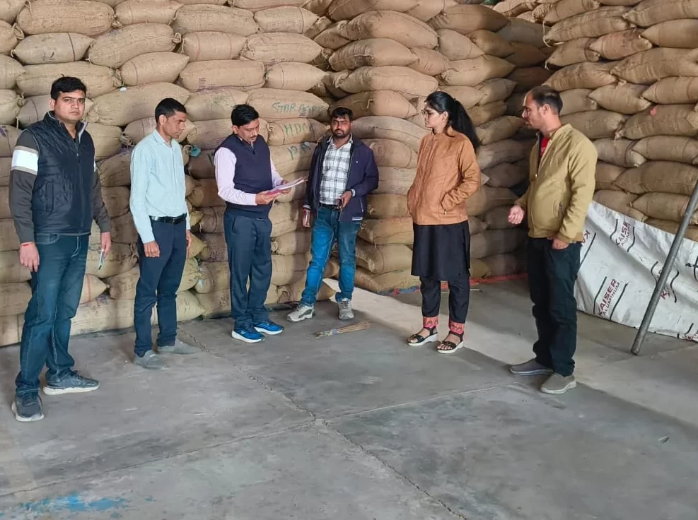 latest katni news today जांच का सिलसिला जारी, रखी जा रही पैनी नजर. भौतिक सत्यापन में 21 हजार 675 बोरियों में मिली 8 हजार 670 क्विंटल धान