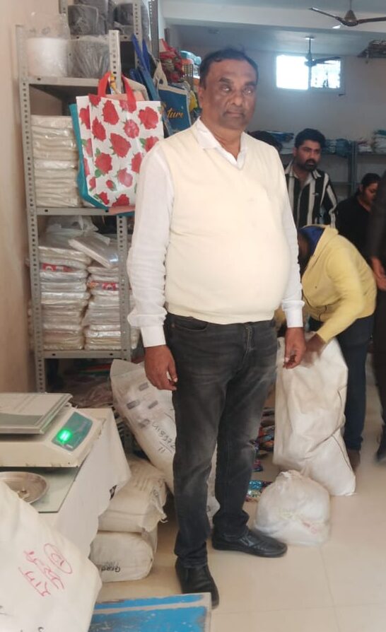 katni news कटनी में सिंगल यूज़ प्लास्टिक पर बड़ी कार्रवाई 1 क्विंटल से अधिक अमानक पॉलीथिन जब्त