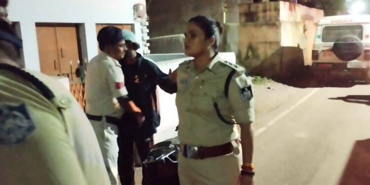katni news कर्तव्य, संवेदना और साहस की मिसाल हैं सीएसपी