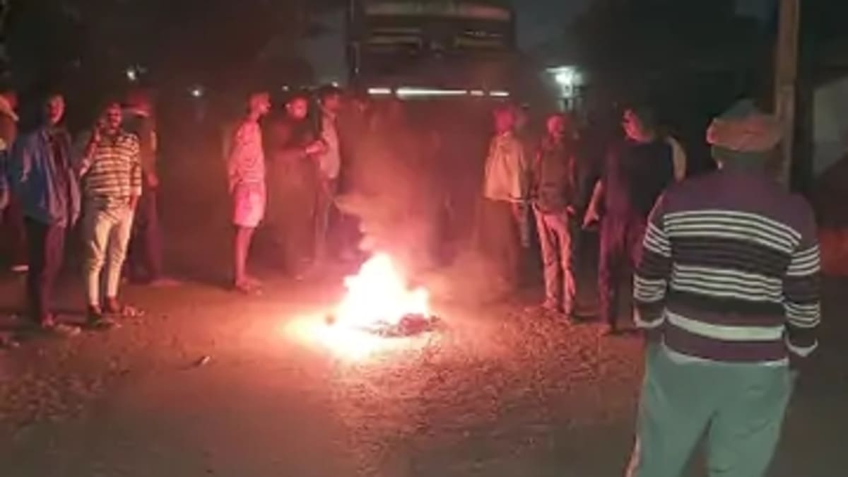 patna news today बिहटा में ट्रक की चपेट में आने से युवक की मौत, सड़क जाम कर हंगामा, भाजपा नेता की गाड़ी पर हमला