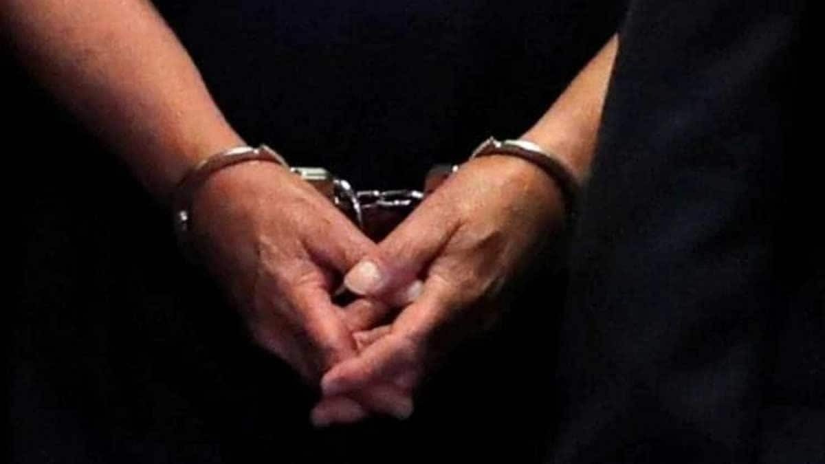 दहेज हत्या का इनामी आरोपी जबलपुर से गिरफ्तार
