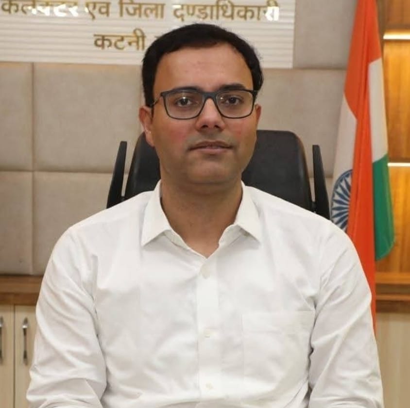 जिला बदर की कार्यवाही 6 माह की अवधि के लिए किया जिले की राजस्‍व सीमाओं से निष्‍कासित